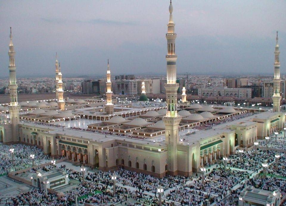 Saudi Arabia suspends prayer in all mosques apart from Two Holy ...