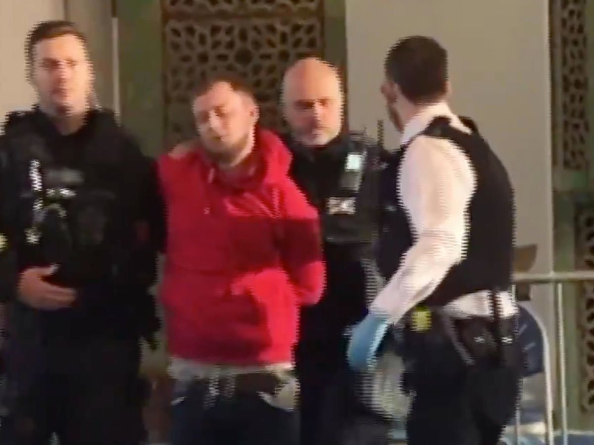 Man faces jail after admitting knife attack on London mosque imam ...