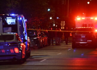 Australian Muslim leaders condemn Bondi Beach attack WASHINGTON DC, UNITED STATES - MAY 21: US police officers stand guard and start investigation after 2 Israeli Embassy staff killed in shooting near Jewish Museum in Washington DC, United States on May 21, 2025. ( Celal Güneş - Anadolu Agency )