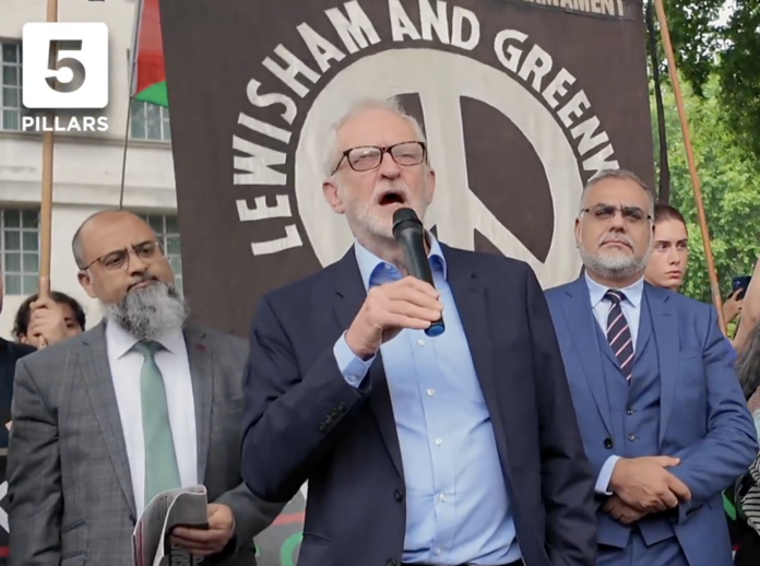 Jeremy Corbyn addressing a rally