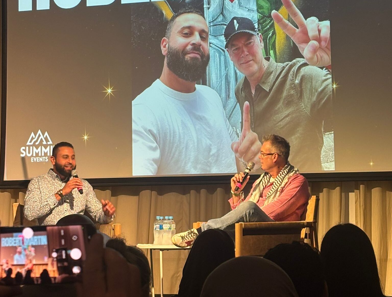 Prominent Australian activist Robert Martin embraces Islam at Melbourne event