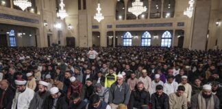 Lebanon’s Sunnis feel trapped between Israel and Hezbollah