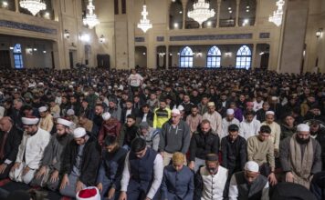 Lebanon’s Sunnis feel trapped between Israel and Hezbollah