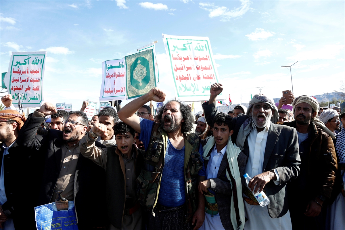 Iran war escalates as Yemen’s Houthis join the fray