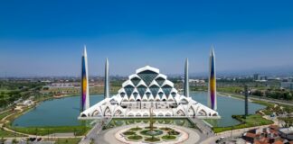 Indonesia at 81: How Islamic is the world’s largest Muslim nation?