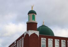 Far-right terrorists maintain intent to target UK mosques as youth radicalisation grows