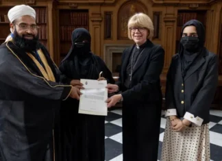 Archbishop of Canterbury withdraws award from Pakistani imam over AQ leader remarks