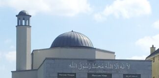 Three far-right extremists planned to bomb Ahmadiyya centre in Ireland